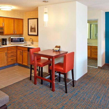 Residence Inn Minneapolis St. Paul/Roseville Eksteriør billede