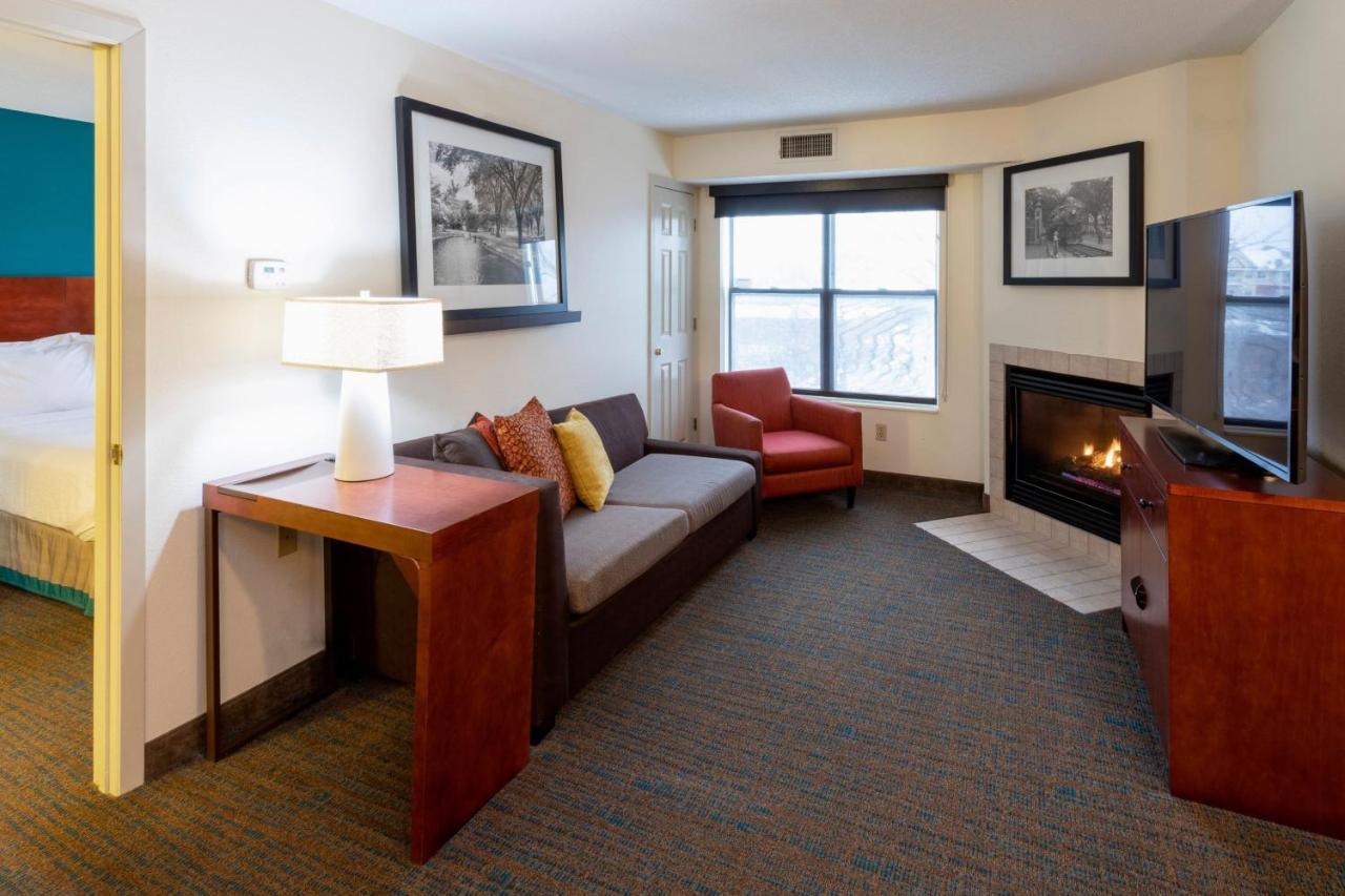 Residence Inn Minneapolis St. Paul/Roseville Eksteriør billede